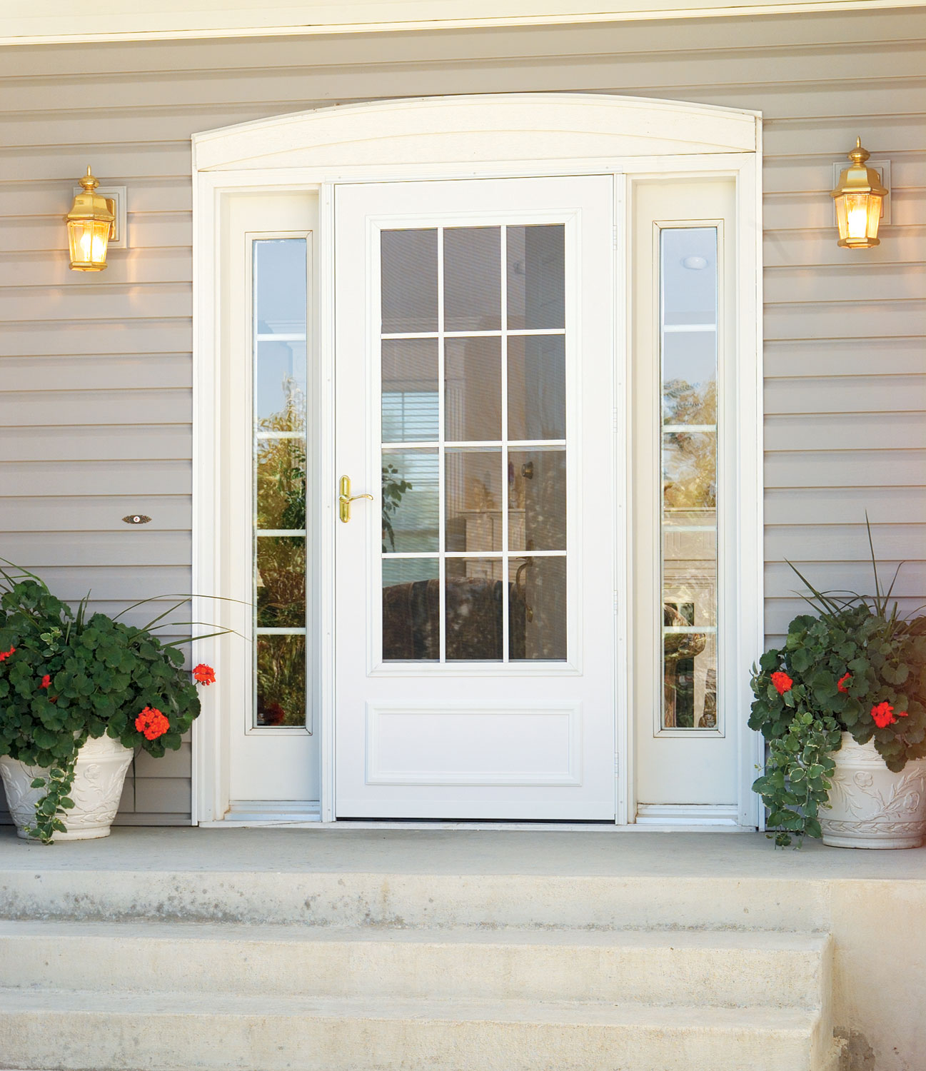 Kobyco - Storm Doors Roscoe IL